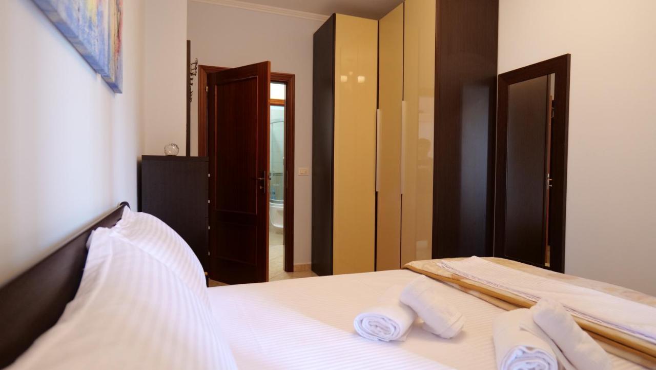 Top Location Kristi Apartments 05 Тирана Екстериор снимка