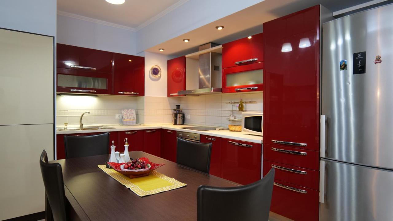 Top Location Kristi Apartments 05 Тирана Екстериор снимка