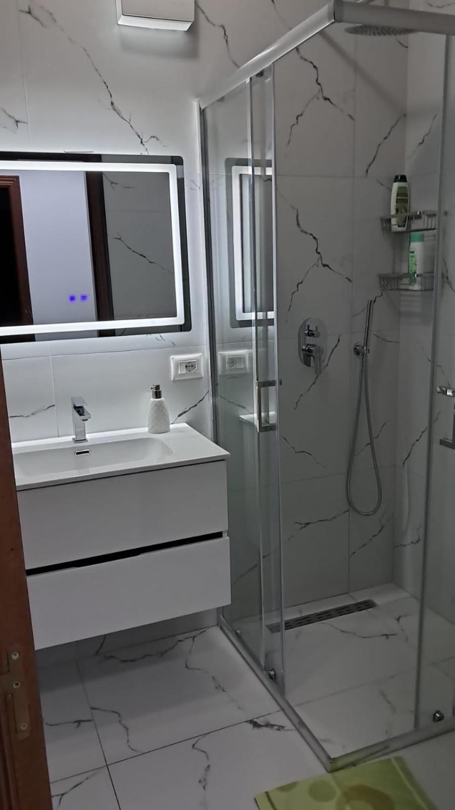 Top Location Kristi Apartments 05 Тирана Екстериор снимка